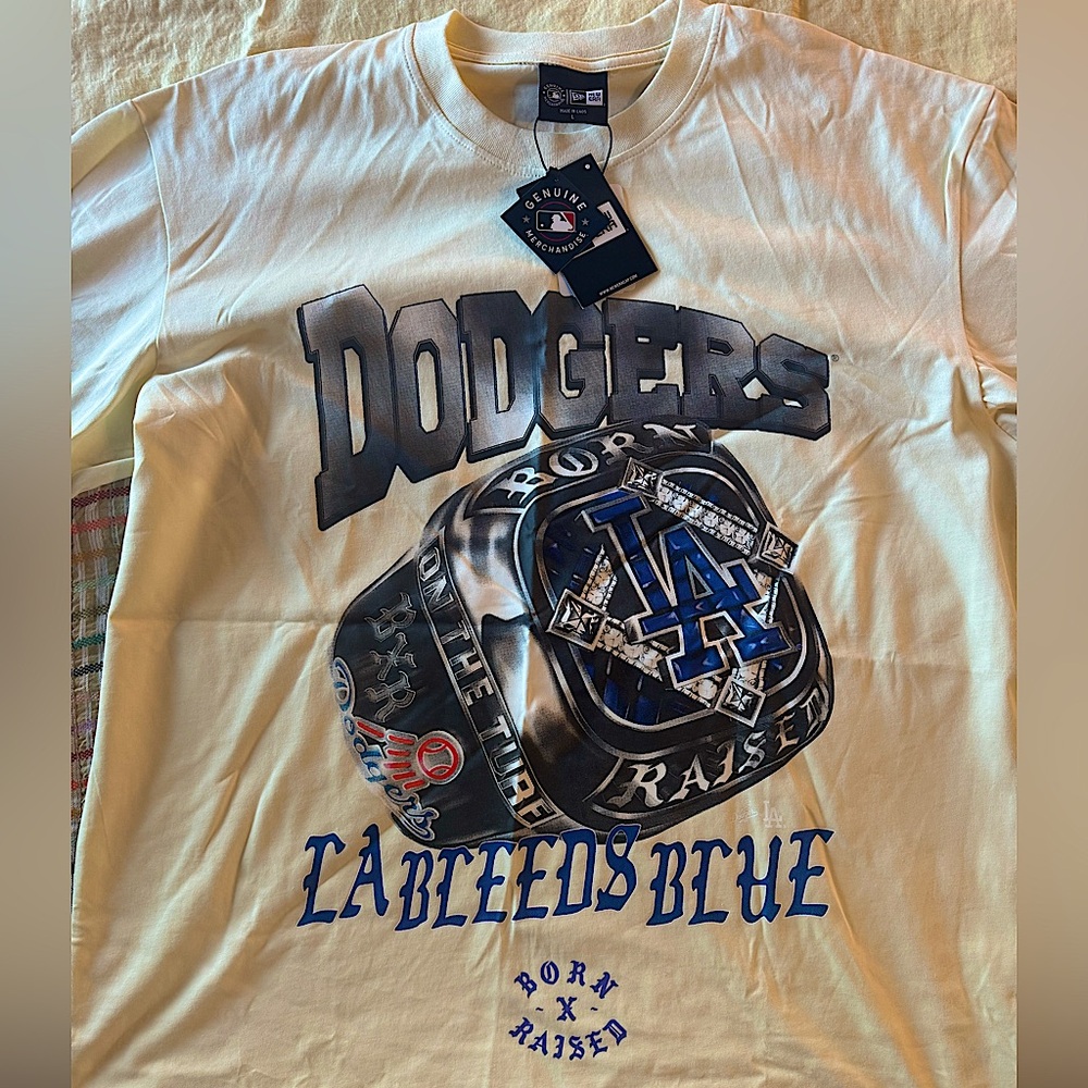 NWT Born x Raised Dodgers T-Shirt, Cream, Size L